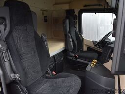 MERCEDES-BENZ Actros 1842 L E6 Koffer AHK LBW