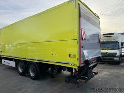 KRONE TANDEM-Anhänger Getränkekoffer 7,70 LBW 2.000 kg