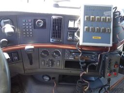 Volvo FH 16.550 STEELSPRINGS MANUAL GEARBOX,AIRCO,RET...