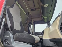 M.A.N. 18.500 TGX XLX SKIRTS RETARDER