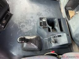 MERCEDES-BENZ Actros 4140 V6 8X4 Tipper Spring/Spring Man. Gea