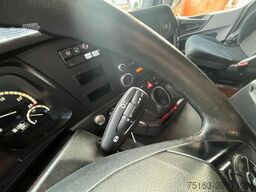 MERCEDES-BENZ Antos 2542 6x2 Pritsche Kran Palfinger PK 18002.