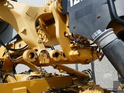 Caterpillar 12M3