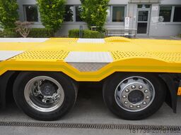 Mercedes-Benz Actros 2542 / NEW tow truck / steered 3r