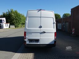 VW Crafter  35L2H2 177PS Automatik ACC