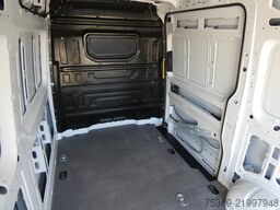 VW Crafter  35L2H2 177PS Automatik ACC
