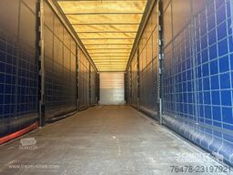 Schmitz Cargobull Curtainsider Mega
