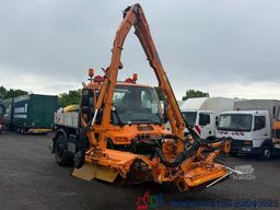 Unimog U400 Vario Pilot Mähtür + Mulag Mähkombination