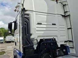 MAN TGX 18.480 4x2 LLS-U XXL ACC Hubsattelplatte