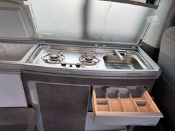 Volkswagen California Camper | 2 Betten Schlafplätze für 4 | Küchenzeile