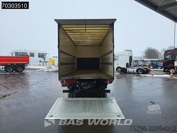 Mercedes Atego 1224 4X2 12tons 1500kg tailgate Automatic...