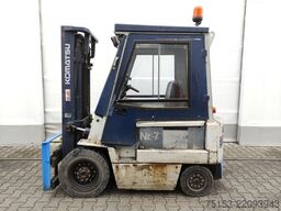 Komatsu FB25/3