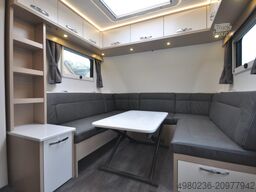 Luxus Caravan mit Slide Outs 