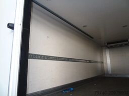 DAF CF 26.330 + CARRIER SUPRA + LOADLIFT