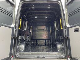 MAN TGE 3.180 L3H3 Kasten 4x4 AHK ACC LED NAV SITZHZ