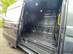 MAN TGE 3.180 L3H3 Kasten 4x4 AHK ACC LED NAV SITZHZ