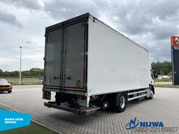 Renault D WIDE 4x2 Schuifzeil + Laadklep 2000KG