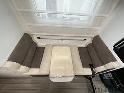 FORSTER A 699 VB 140 PS, 5 Sitz- und Schlafplätze