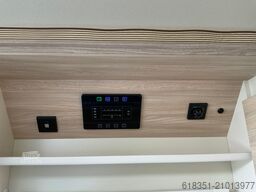 EURA MOBIL ACTIVA ONE 630 LS, LED Scheinwerfer, Radio