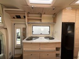 EURA MOBIL ACTIVA ONE 690 HB, 4,25 t, 140 PS, Naviceiver