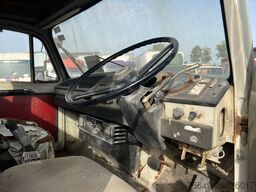 Saurer V5 4x2 Saurer V5 4x2