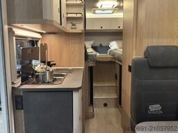 HOBBY OnTour C 680 GE Auto. PIONEER 9 Markise 16