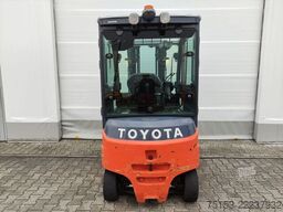 Toyota 8FBMKT25