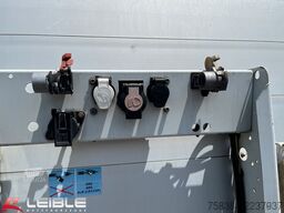 SCHMITZ CARGOBULL SCS 24*Varios Mega Tautliner*Hubdach*
