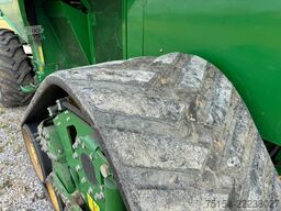 John Deere S690i