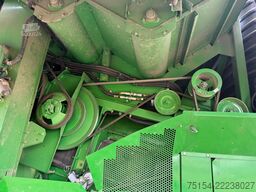 John Deere S690i