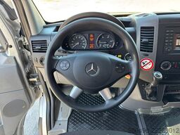 Mercedes-Benz Sprinter 519 CDI 4x4 Versalift ETM-38-145-F
