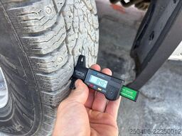 Mercedes-Benz Sprinter 519 CDI 4x4 Versalift ETM-38-145-F