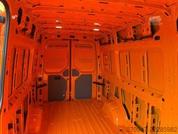 MAN TGE 3.180 L4H3 Kasten 4x4 STANDHZ ACC LENKRADHZ
