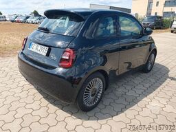 FIAT 500e - schwarz, klein, stark