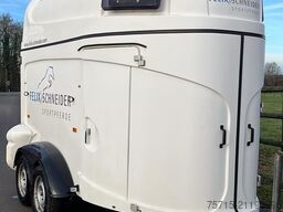 Pferdeanhänger Humbaur Pegasus 