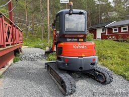 Kubota U35-3 mini excavator with 3 buckets, rototilt, and