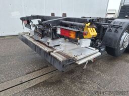 MERCEDES-BENZ 2544 6x2 LL Fahrschul MP2 Retarder Lift LBW