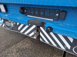 MERCEDES-BENZ 817 L 4 Pferde Laderampe 3-Sitzer AHK