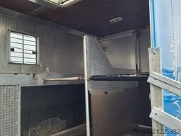 MERCEDES-BENZ 817 L 4 Pferde Laderampe 3-Sitzer AHK