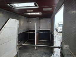 MERCEDES-BENZ 817 L 4 Pferde Laderampe 3-Sitzer AHK