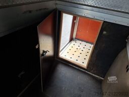 MERCEDES-BENZ 817 L 4 Pferde Laderampe 3-Sitzer AHK