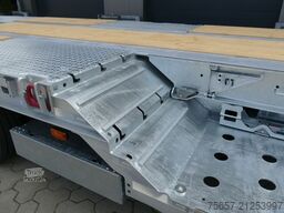 MÜLLER-MITTELTAL 3-achs mit Radmulden, 2 Ladehöhen, Klapprampen