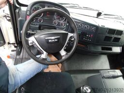 MAN TGL 12.250 + EURO 5 + LIFT