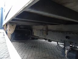 MAN TGL 12.250 + EURO 5 + LIFT