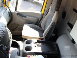 DAF CF 75 .310 + 6X2 STEERING