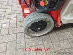 JLG 1930 ES 5 Pieces!