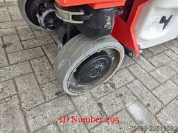 JLG 1930 ES 5 Pieces!