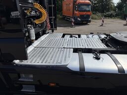 DAF XF 106