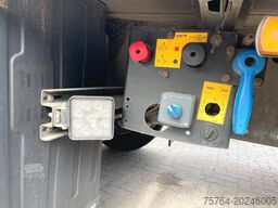 SCHMITZ CARGOBULL 13,65m Pritsche / Edschaverdeck /Chassi verzinkt