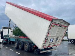 Trouillet SOCARI 69 m3 left side opens, self pump tyres, etc